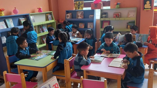 NIÑOS DE LA I.E PARROQUIAL SAN JOSÉ VISITAN BIBLIOTECA MUNICIPAL AD PORTAS DE CELEBRARSE EL "DÍA NACIONAL DE LA BIBLIOTECA ESCOLAR"