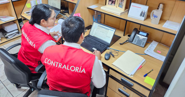 La Contraloría General detectó que el comité de selección de la Municipalidad Distrital de Huancaray, de la gestión anterior, benefició con la buena pro a un postor para la contratación del servicio de consultoría para la supervisión de la obra de saneamiento básico del distrito. Dicho comité descalificó las ofertas de otros postores que cumplían con la presentación de documentación obligatoria para su admisión.