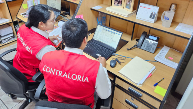 La Contraloría General detectó que el comité de selección de la Municipalidad Distrital de Huancaray, de la gestión anterior, benefició con la buena pro a un postor para la contratación del servicio de consultoría para la supervisión de la obra de saneamiento básico del distrito. Dicho comité descalificó las ofertas de otros postores que cumplían con la presentación de documentación obligatoria para su admisión. 