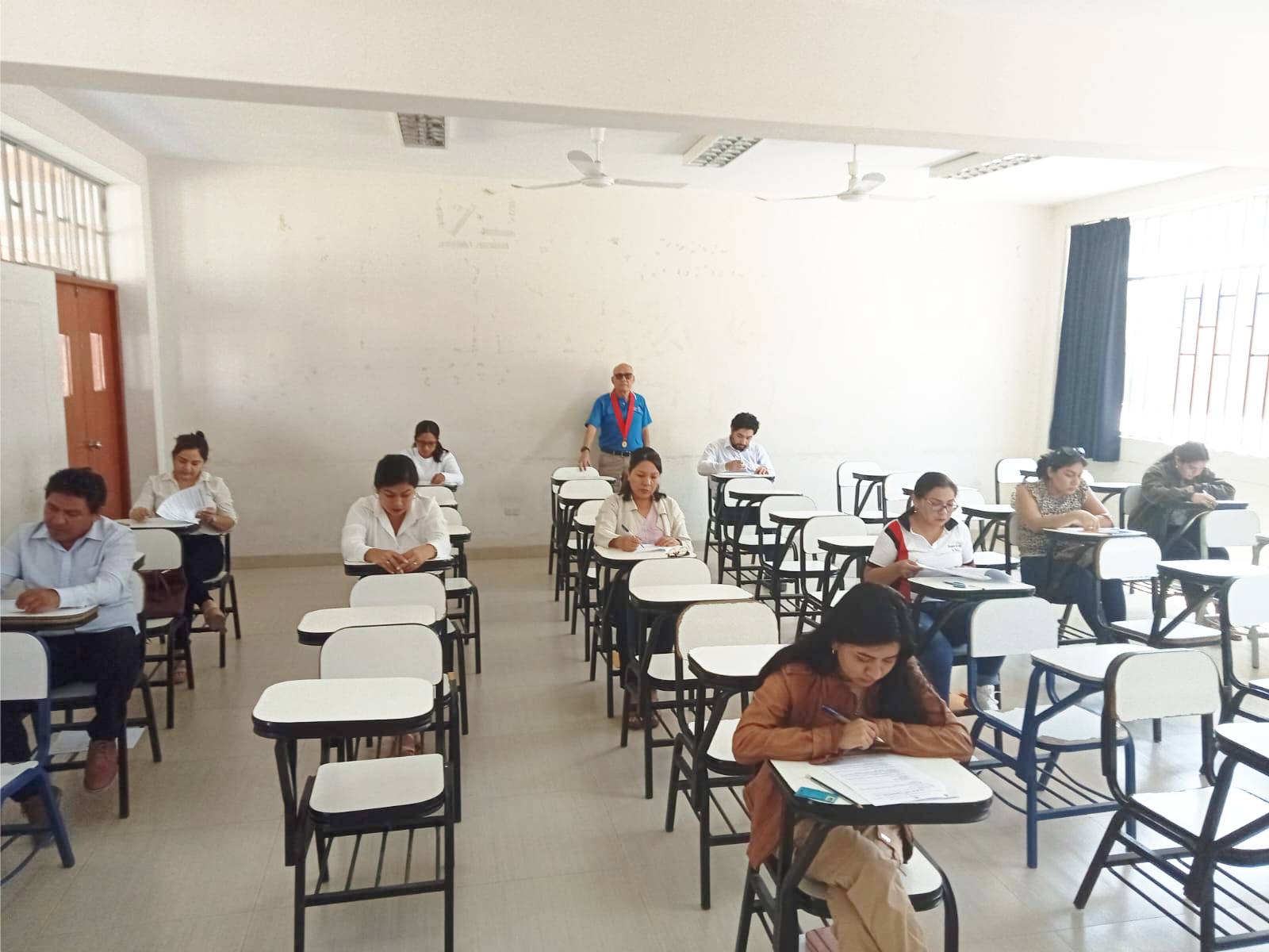 Postulantes de convocatoria CAS rindieron examen de conocimientos