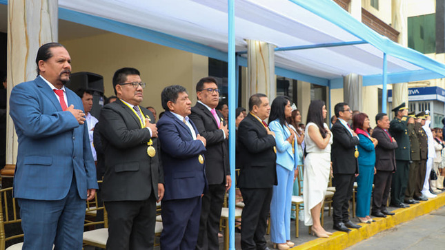 ALCALDE JUAN REAÑO ANTÚNEZ FUE PARTÍCIPE DE ACTOS PROTOCOLARES  POR EL 149° ANIVERSARIO DE HUACHO