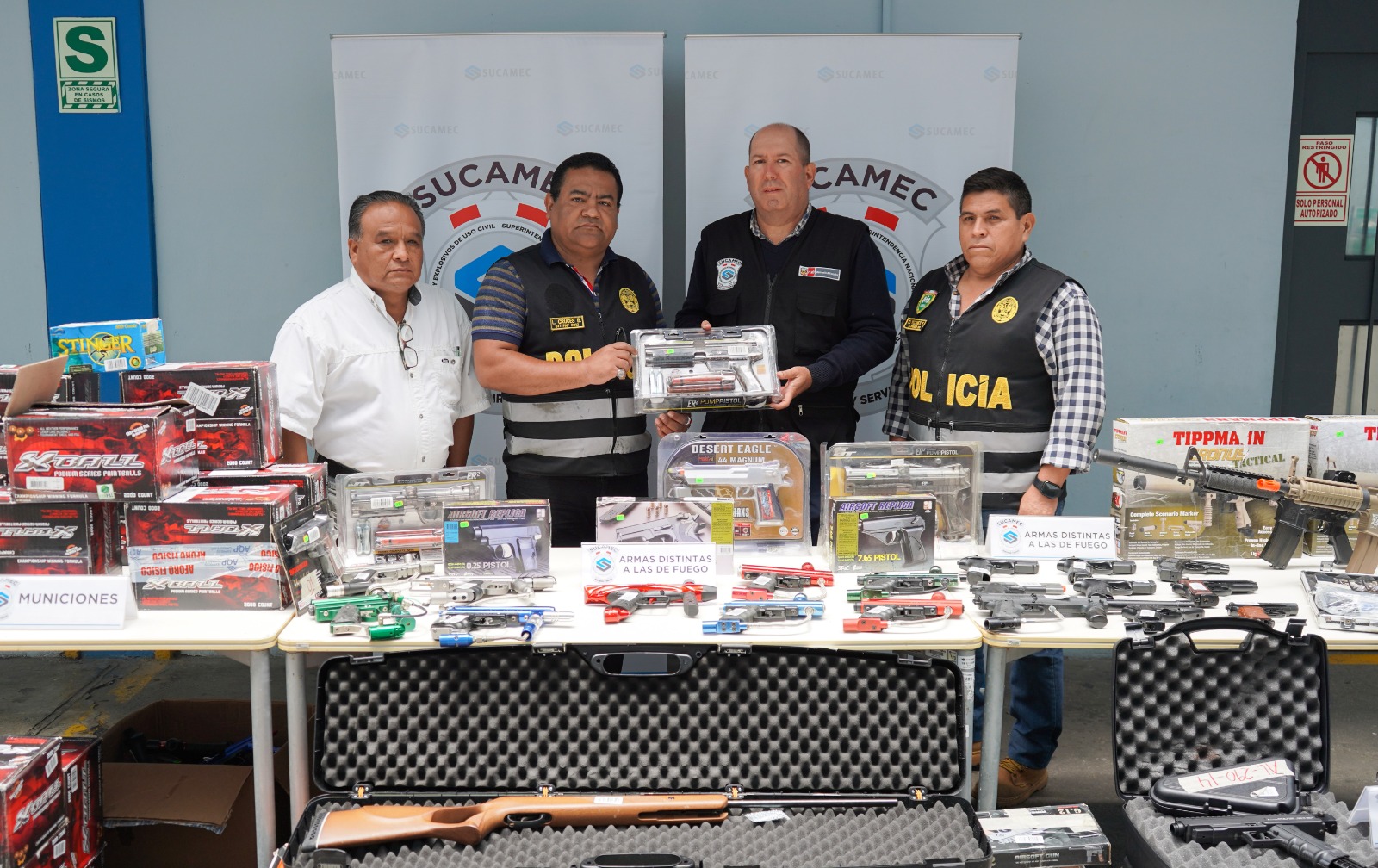 Sucamec entregó 117 armas distintas a las de fuego y 9500 municiones a la Policía Nacional del Perú (PNP) 