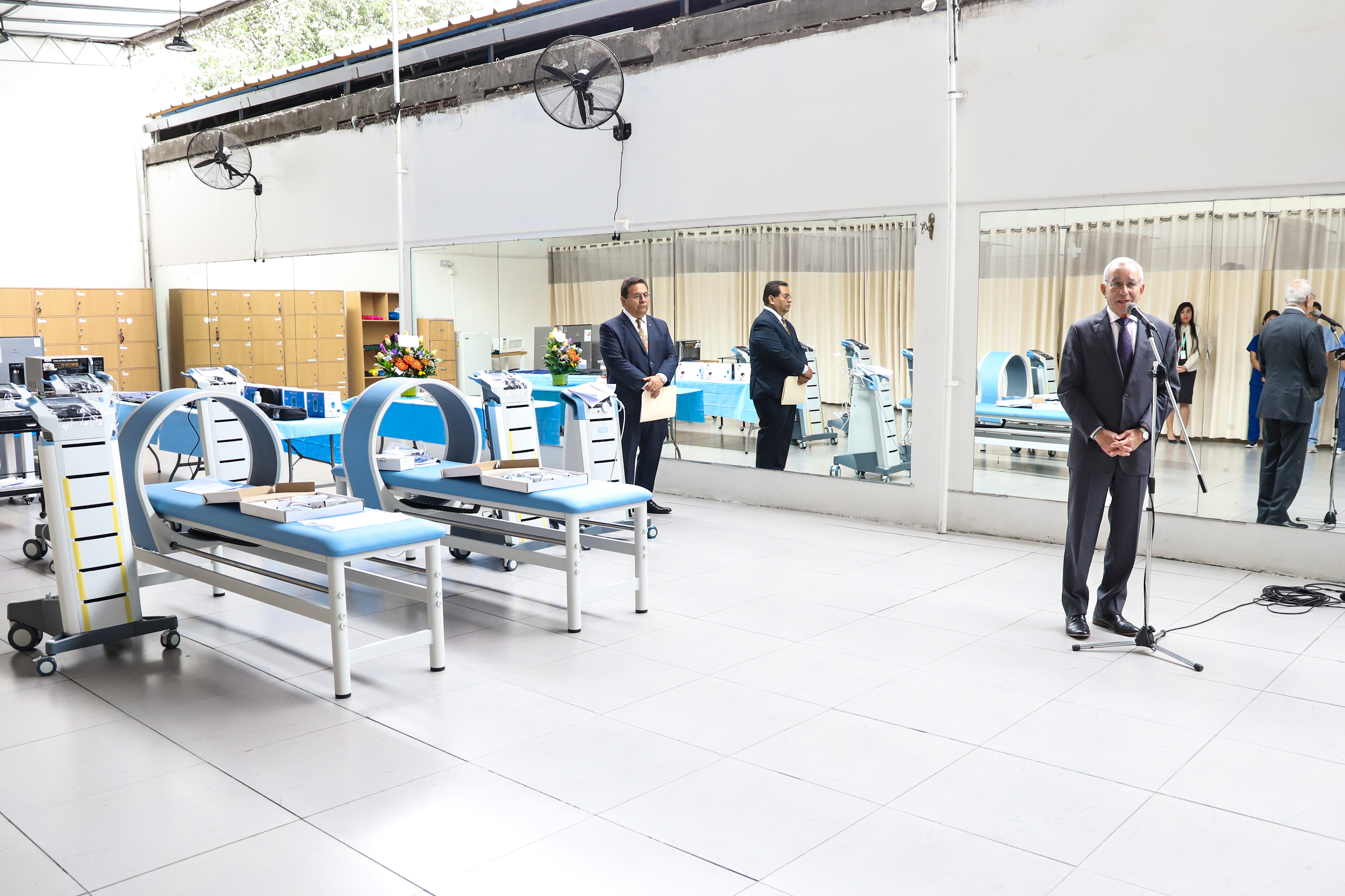 Nuevos equipos de rehabilitación para la Clínica de Familia