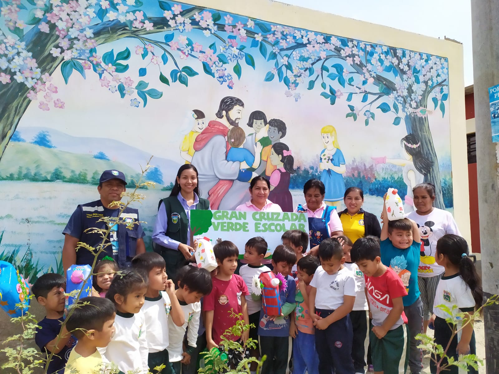 ¡Continuamos en el Distrito de Vichayal la 'Gran Cruzada Verde Escolar' por la Educación Ambiental!