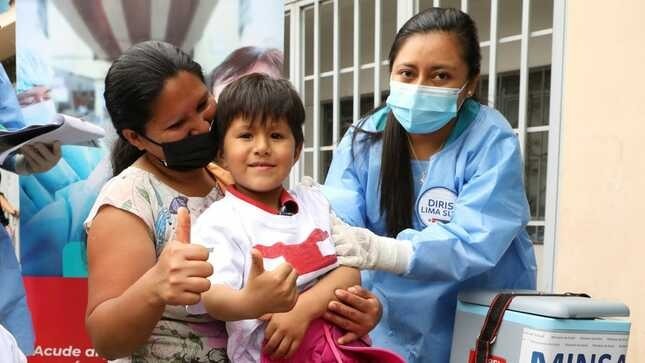 Minsa realiza jornadas de vacunación para lograr que niños y niñas completen su esquema regular 