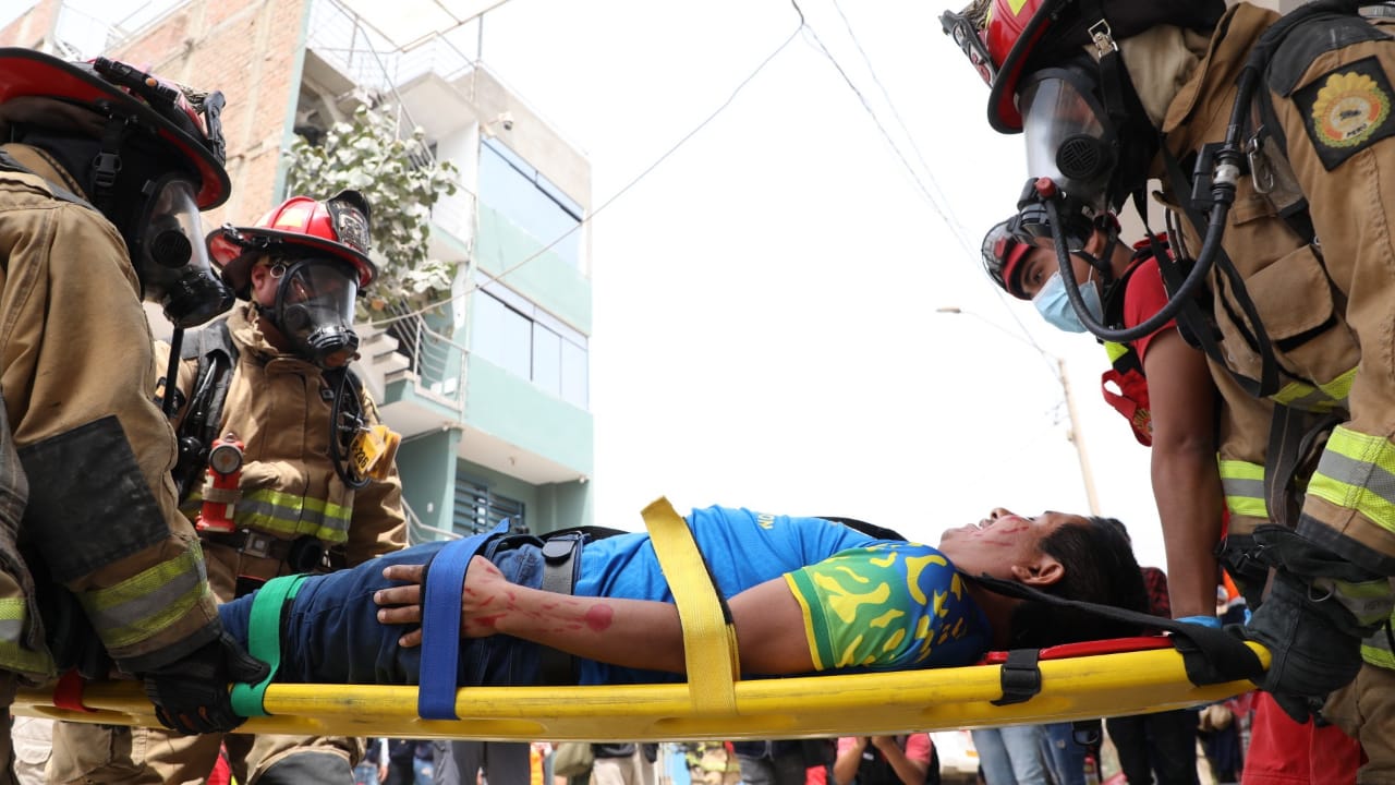 Minsa lideró campaña multisectorial de servicios y ejercicio de simulacro ante riesgos por lluvias intensas en Lurigancho-Chosica
