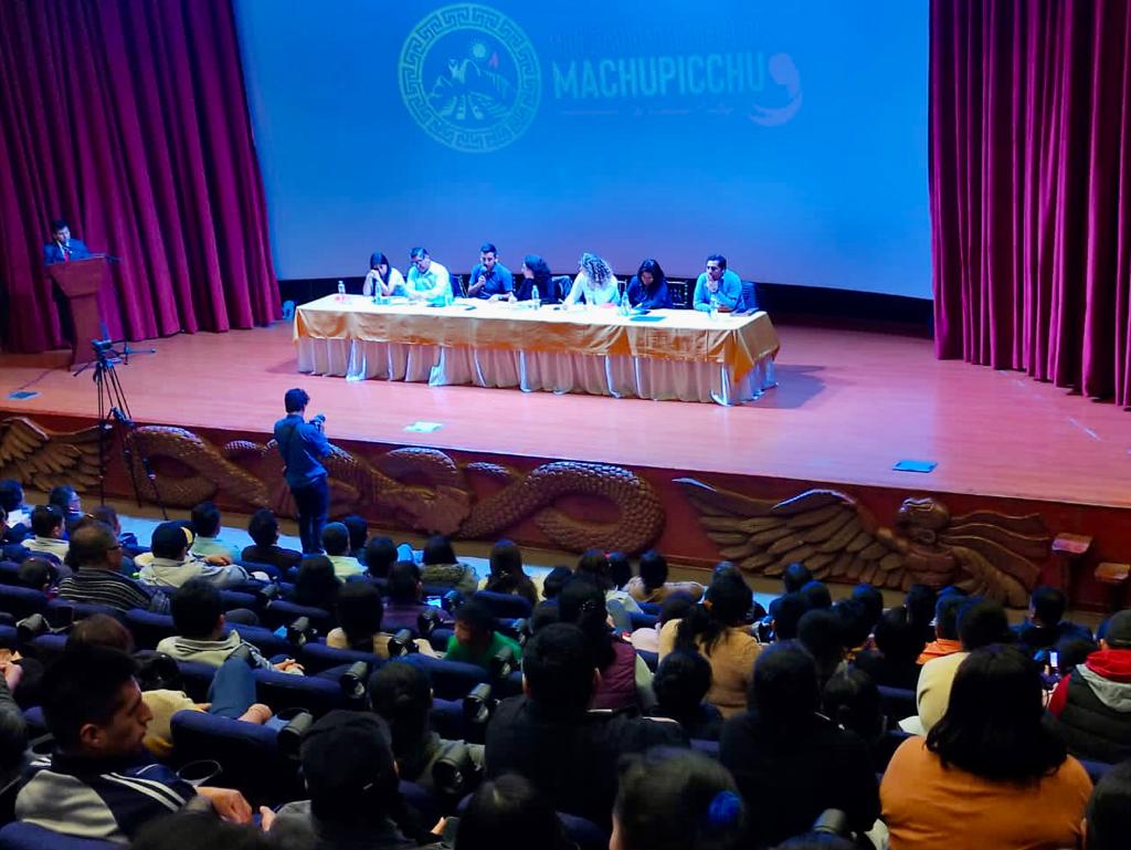 Ministra de Cultura en Machupicchu: "Seguiremos dialogando hasta lograr acuerdos"