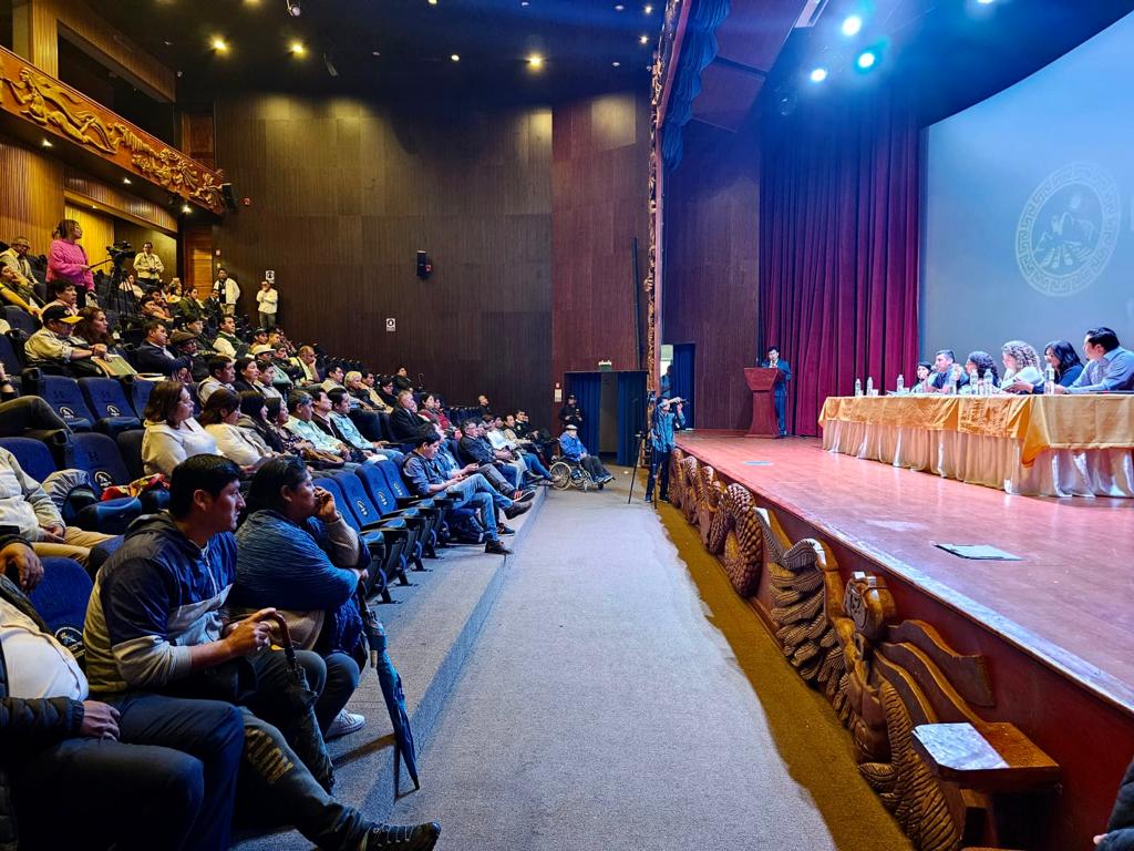 Ministra de Cultura en Machupicchu: "Seguiremos dialogando hasta lograr acuerdos"