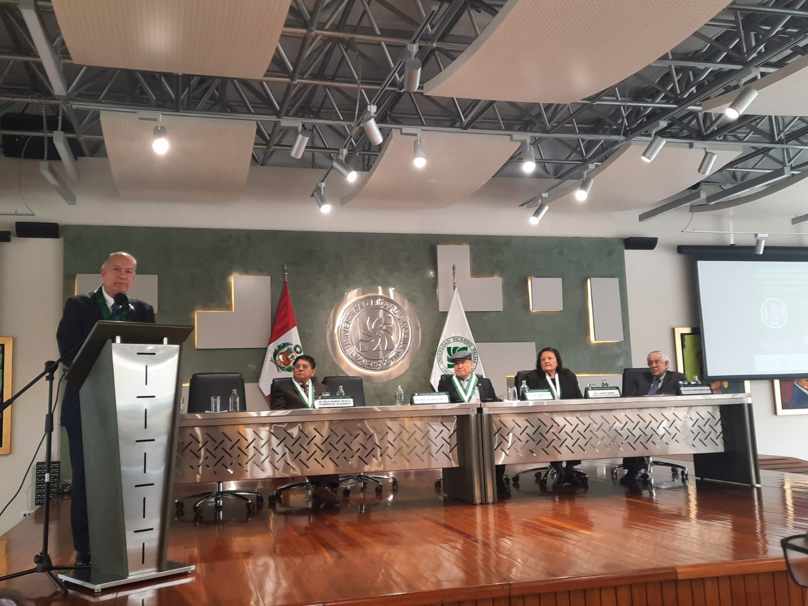 Magistrado Helder Domínguez asiste al acto de distinción del Doctor Honoris Causa al jurista argentino Alejandro Amaya