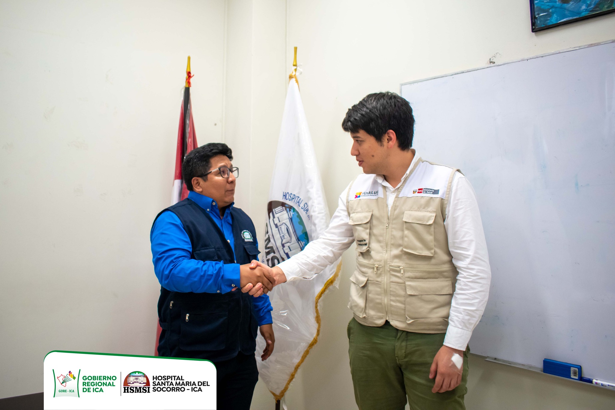 reunión con los representantes de la Superintendencia Nacional de Salud