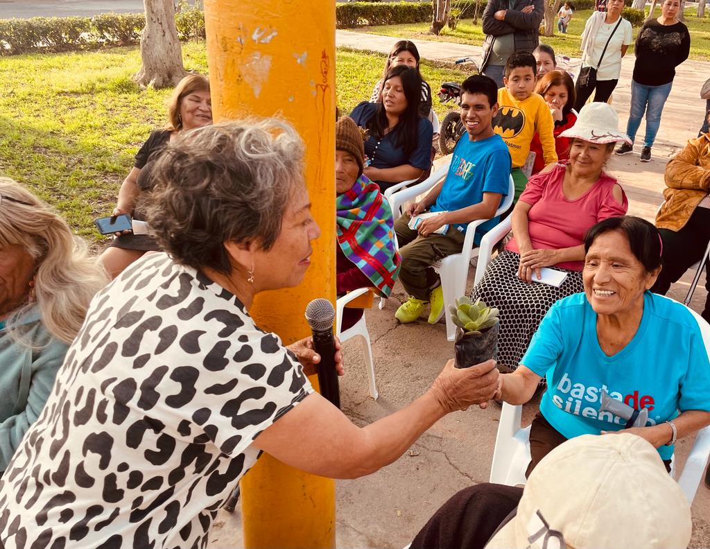 Vecinos se sumaron con entusiasmo a la "Educatón Ambiental" en la urbanización San Antonio