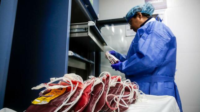 Minsa promueve la estandarización de bolsa colectora de sangre cuádruple para uso en los servicios de hematología
