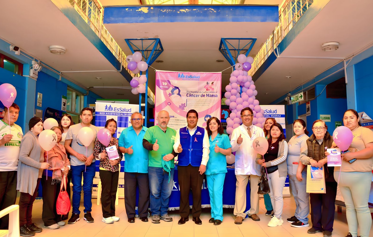 EsSalud Huaraz: más de 50 aseguradas participan de charla informativa por el "Día Mundial de la Lucha contra el Cáncer de Mama"