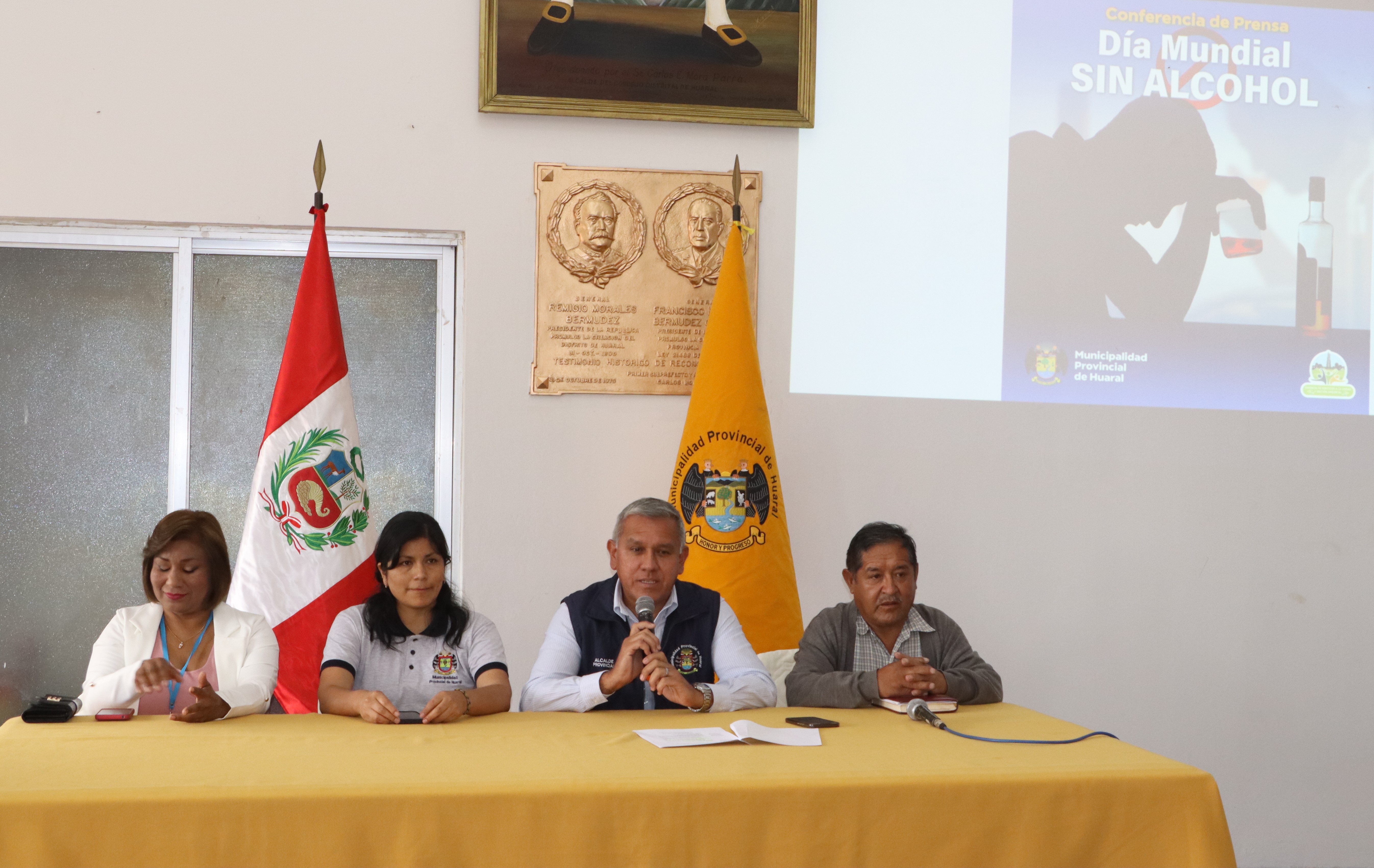 Alcalde Fernando Cárdenas encabezó conferencia de prensa por el "Día Mundial sin Alcohol"
