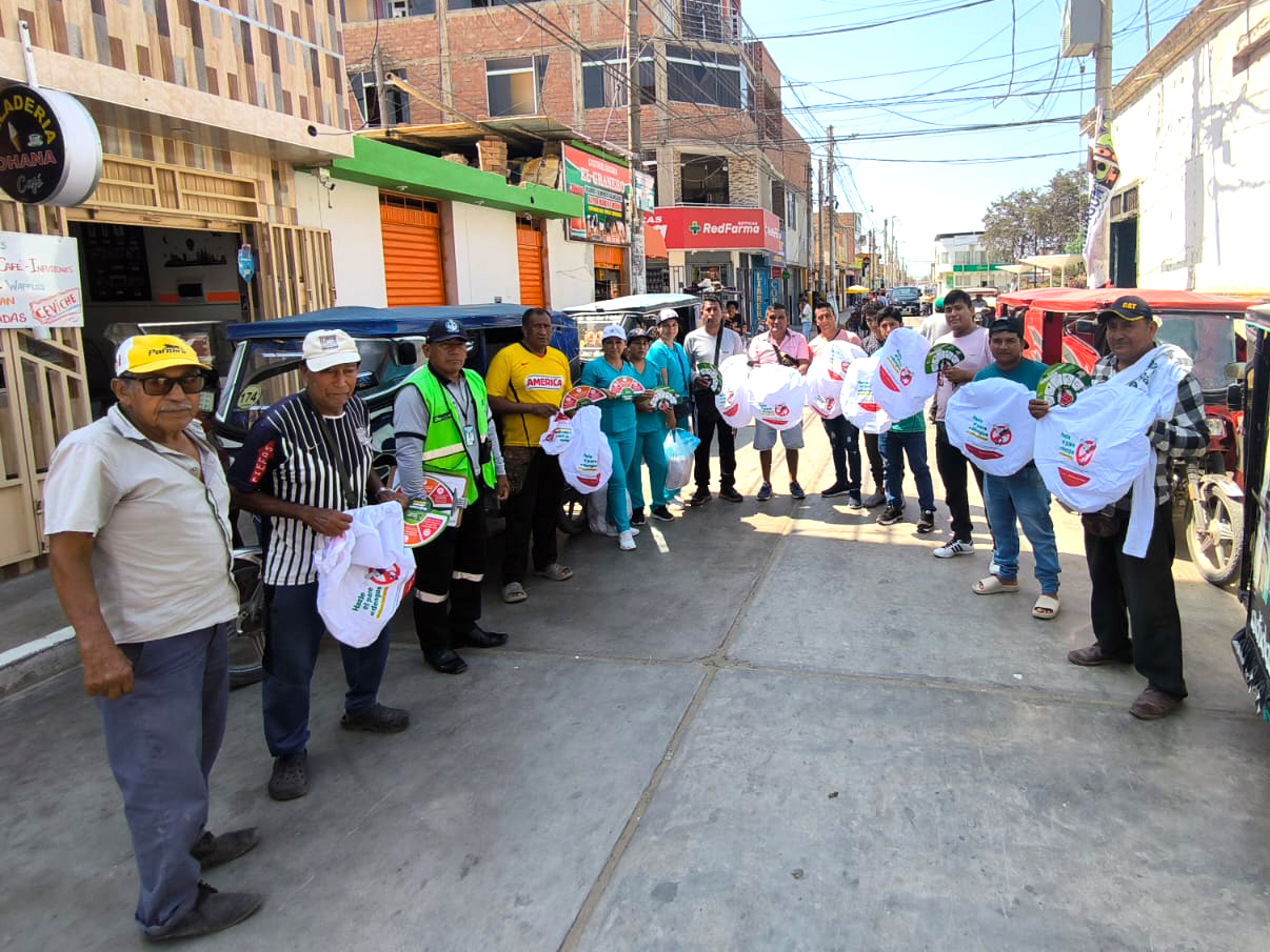 Transportistas de Mochumí son capacitados en prevención contra el Dengue