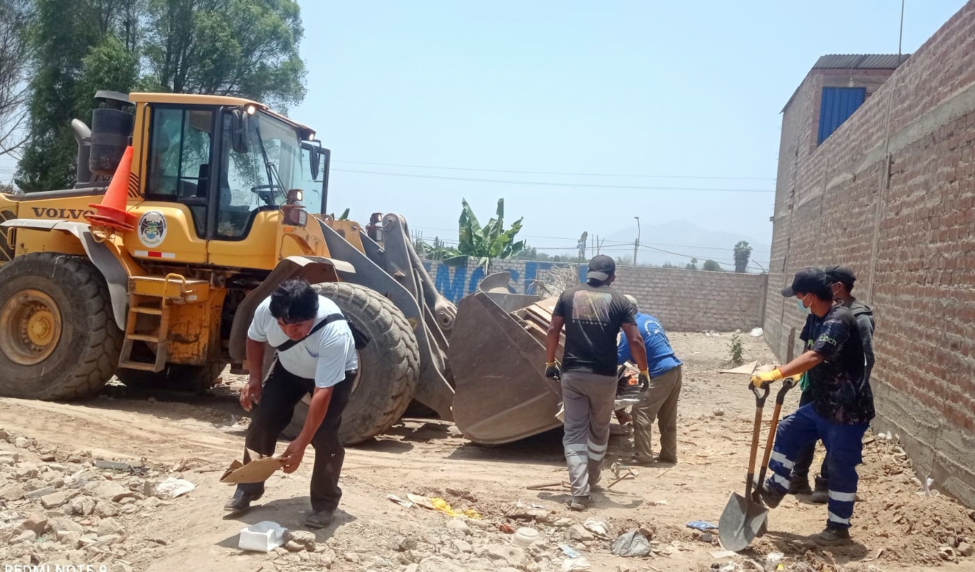 La campaña municipal "Techo Limpio" continuó su jornada de limpieza en el Centro Poblado Sacachispas