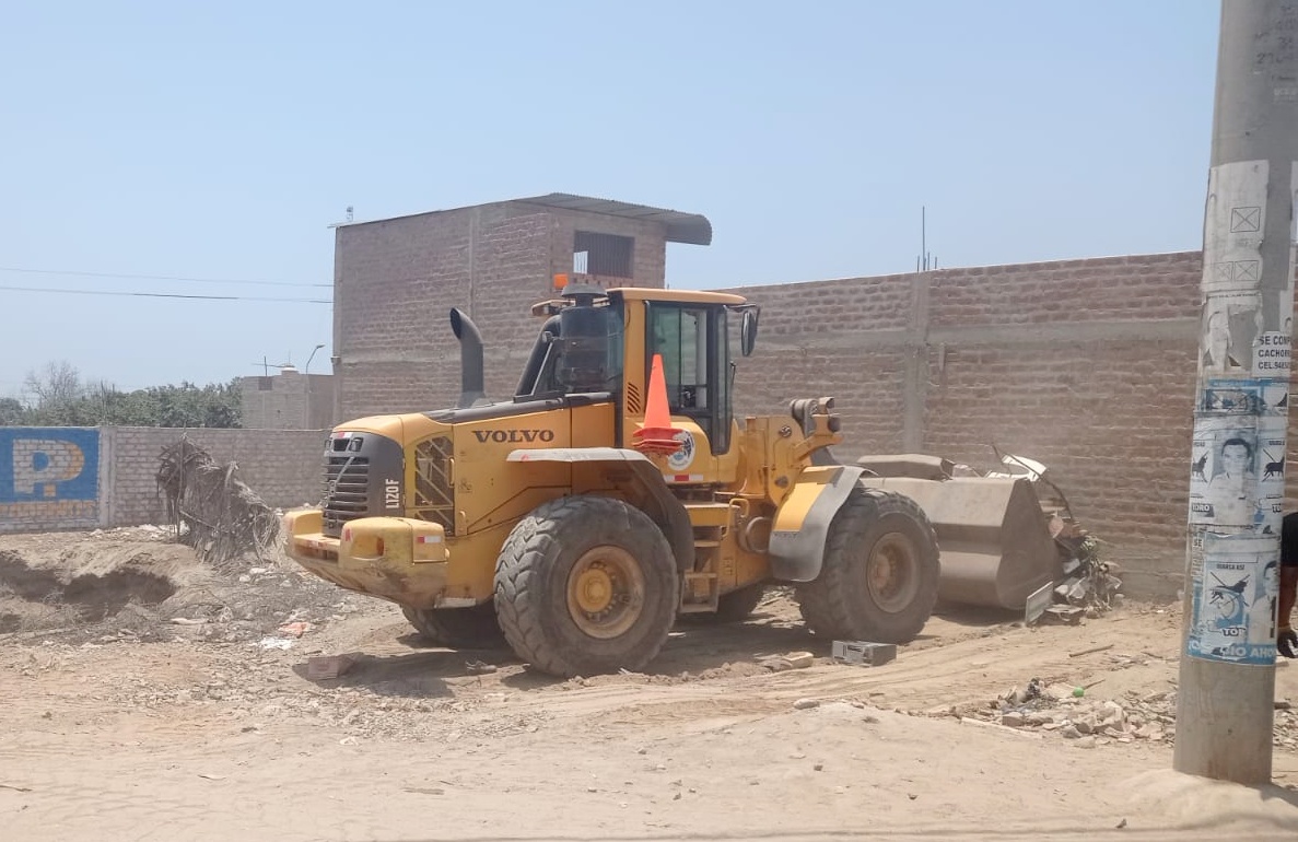 La campaña municipal "Techo Limpio" continuó su jornada de limpieza en el Centro Poblado Sacachispas