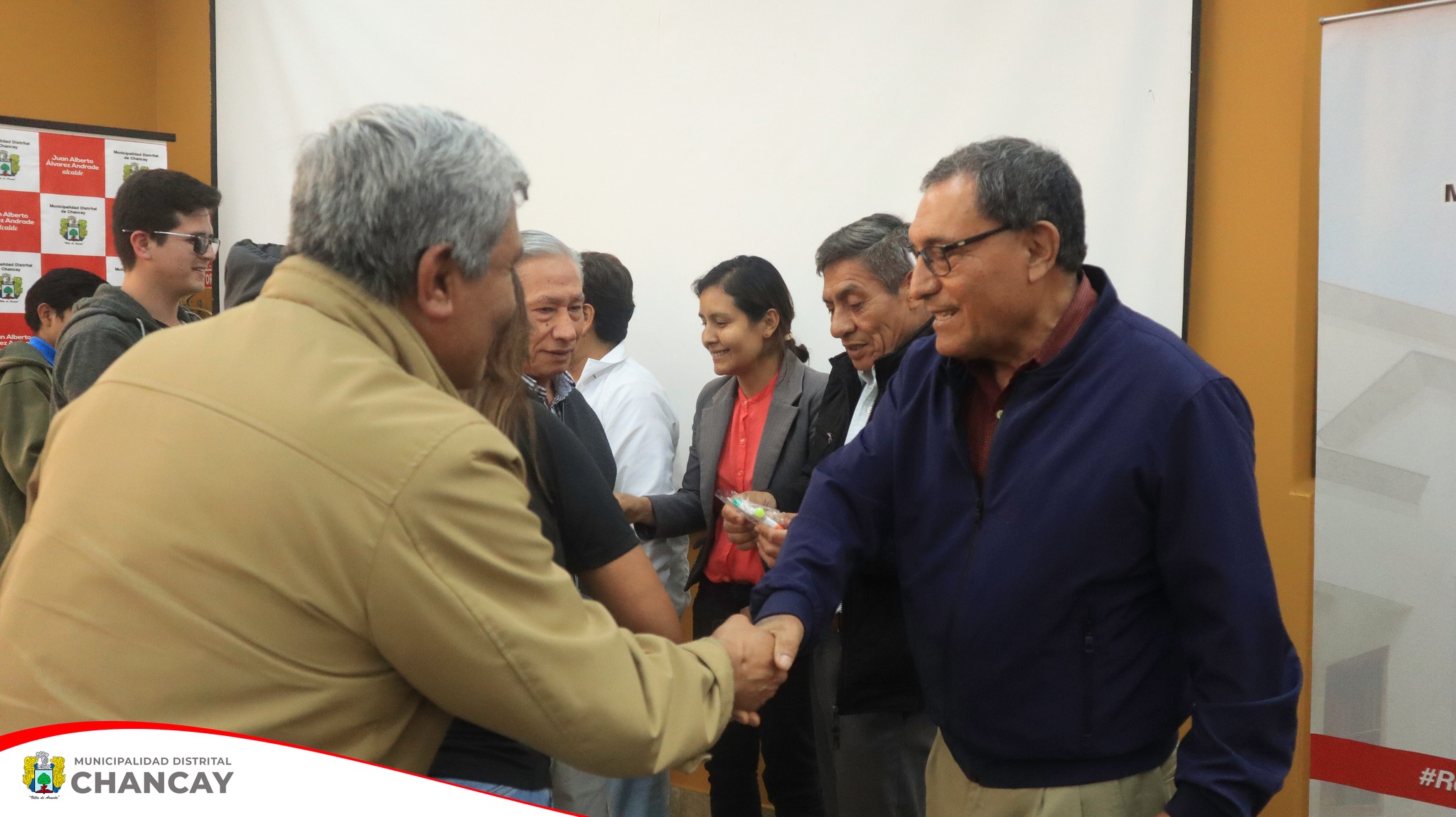Representantes de la UNI se sumaron a una destacada exposición de investigación científica y políticas públicas en los gobiernos locales en el corazón de nuestro distrito.