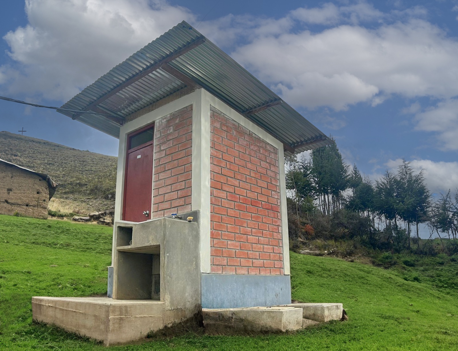 Ministerio de Vivienda instala servicios de agua y saneamiento para familias de zonas rurales de Cajamarca