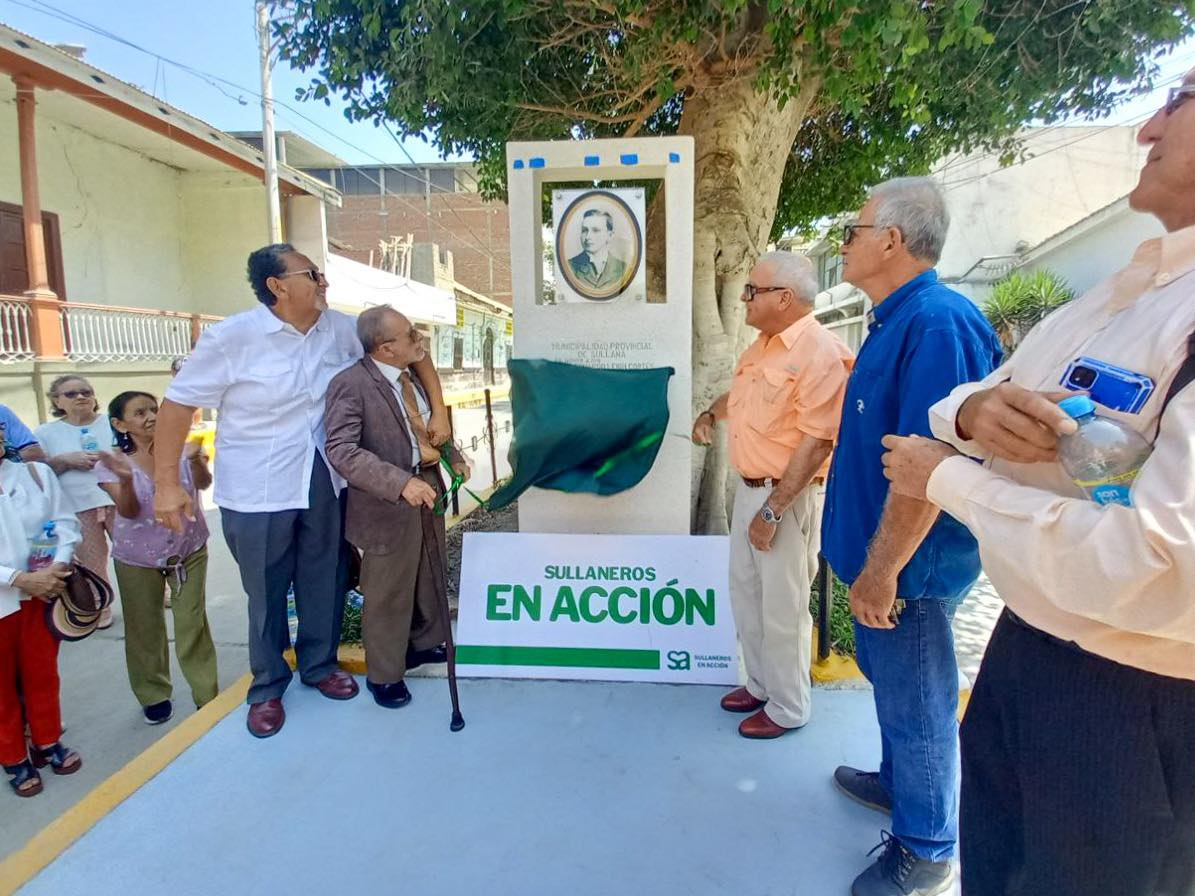 SULLANEROS EN ACCIÓN REALIZA RESTAURACIÓN DE PLAZUELA 04 DE NOVIEMBRE