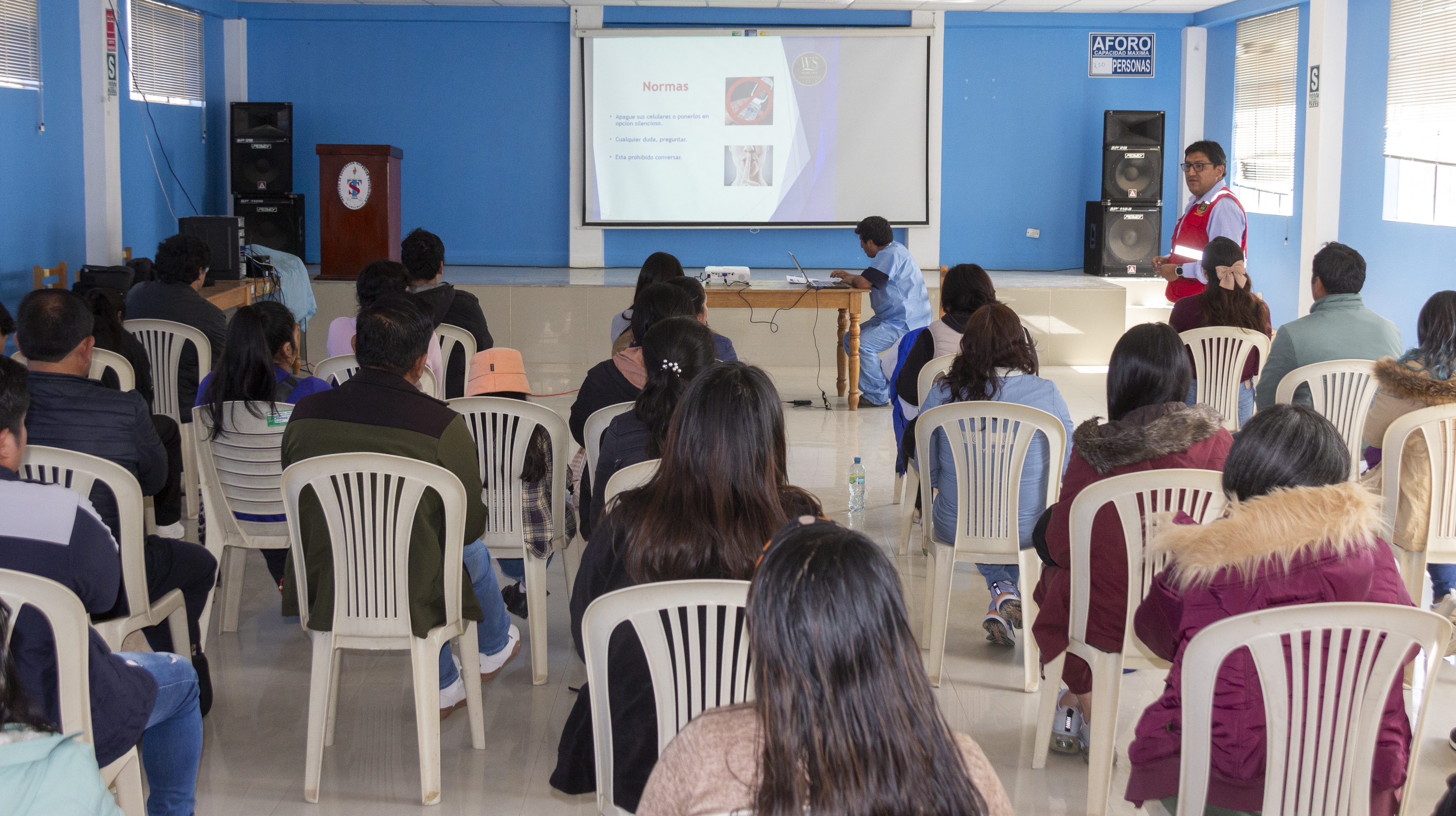Fotografía sobre los integrantes de la capacitación.