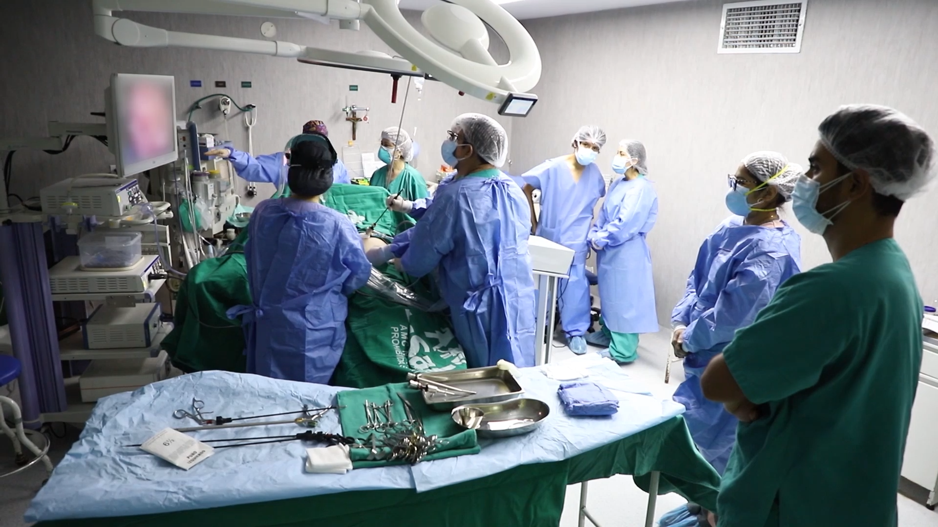 EsSalud: Médicos del hospital Lazarte encuentran un crucifijo en el esófago de una bebé de 10 meses y le salvan la vida