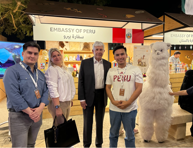 Embajada del Perú en Arabia Saludita promovió productos de fibra de alpaca nacional