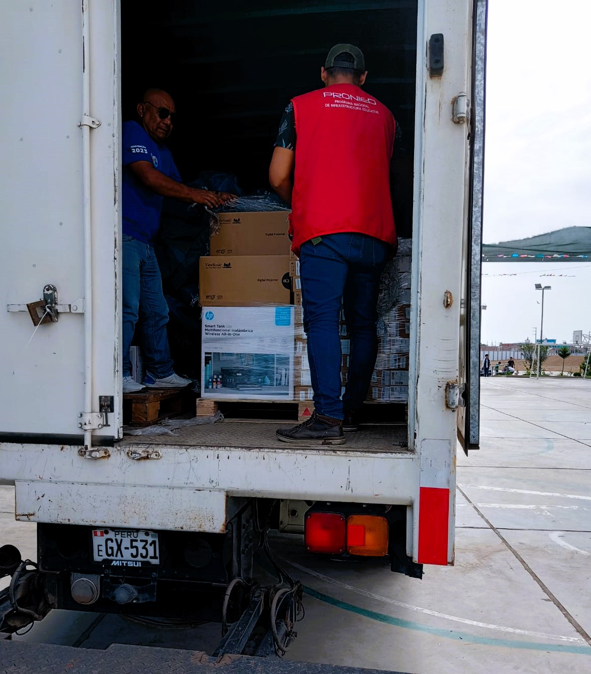 Ica: Pronied otorga equipamiento a la IE 9 de Diciembre, en Pueblo Nuevo