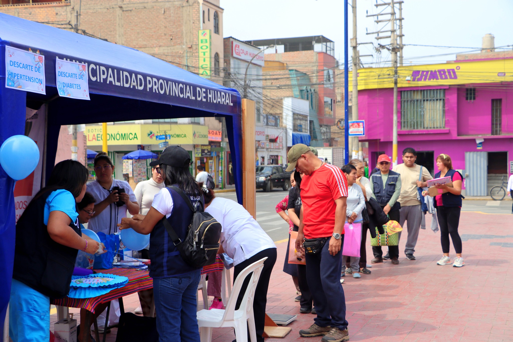 MPH desarrolló su campaña de atención gratuita en salud en nuestra Plaza de Armas