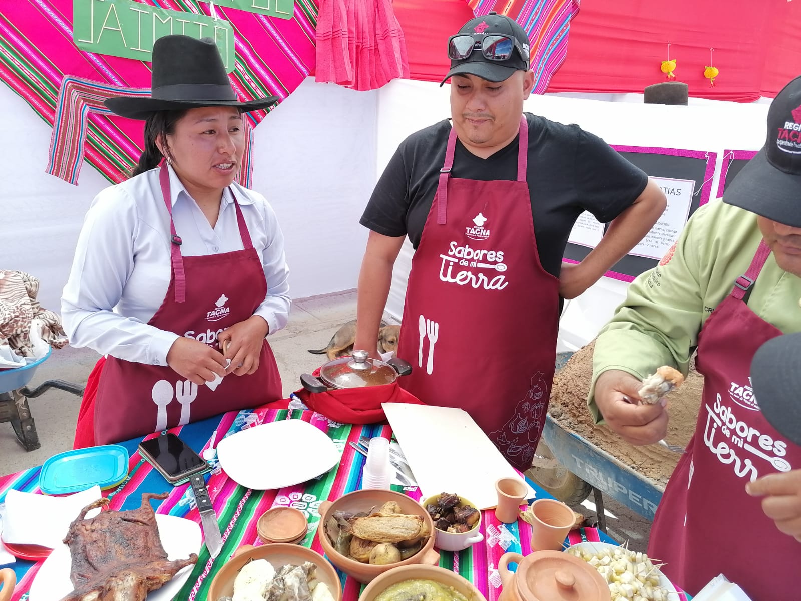 Platos que muestran la historia y cultura de Candarave