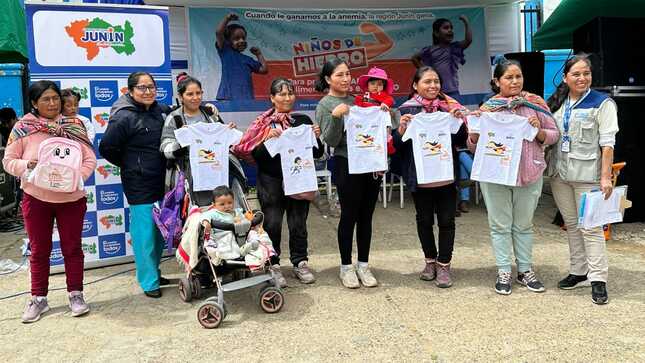 Junín 400 niñas y niños participaron en la gran cruzada de lucha contra la anemia en el distrito de Quilcas