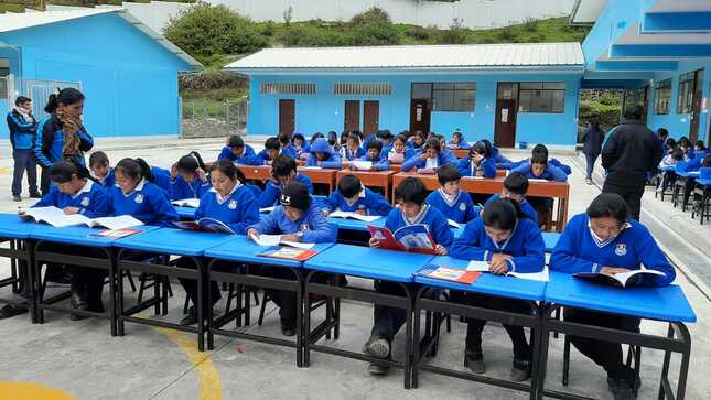 Municipalidad de Huaral llevó su "Festival de Lectura" a colegio de Vichaycocha