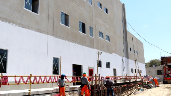 Construcción del centro de salud de Tacalá se aproxima al 50% de ejecución