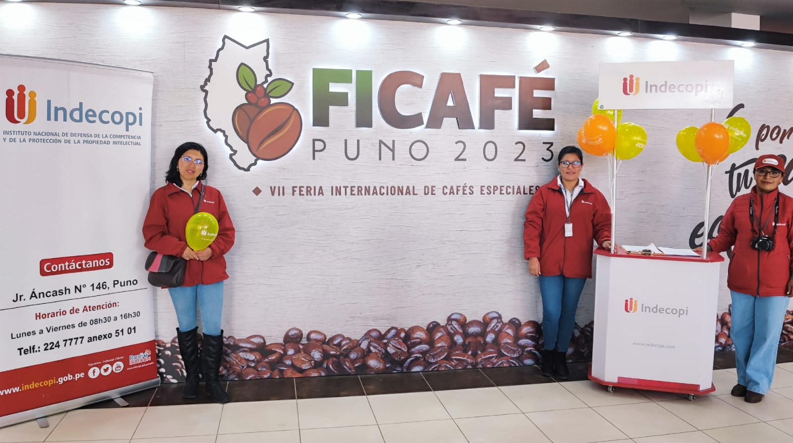 El Indecopi capacitó a más de 100 productores de café que participaron en la VII Feria Internacional de Cafés Especiales realizada en Puno