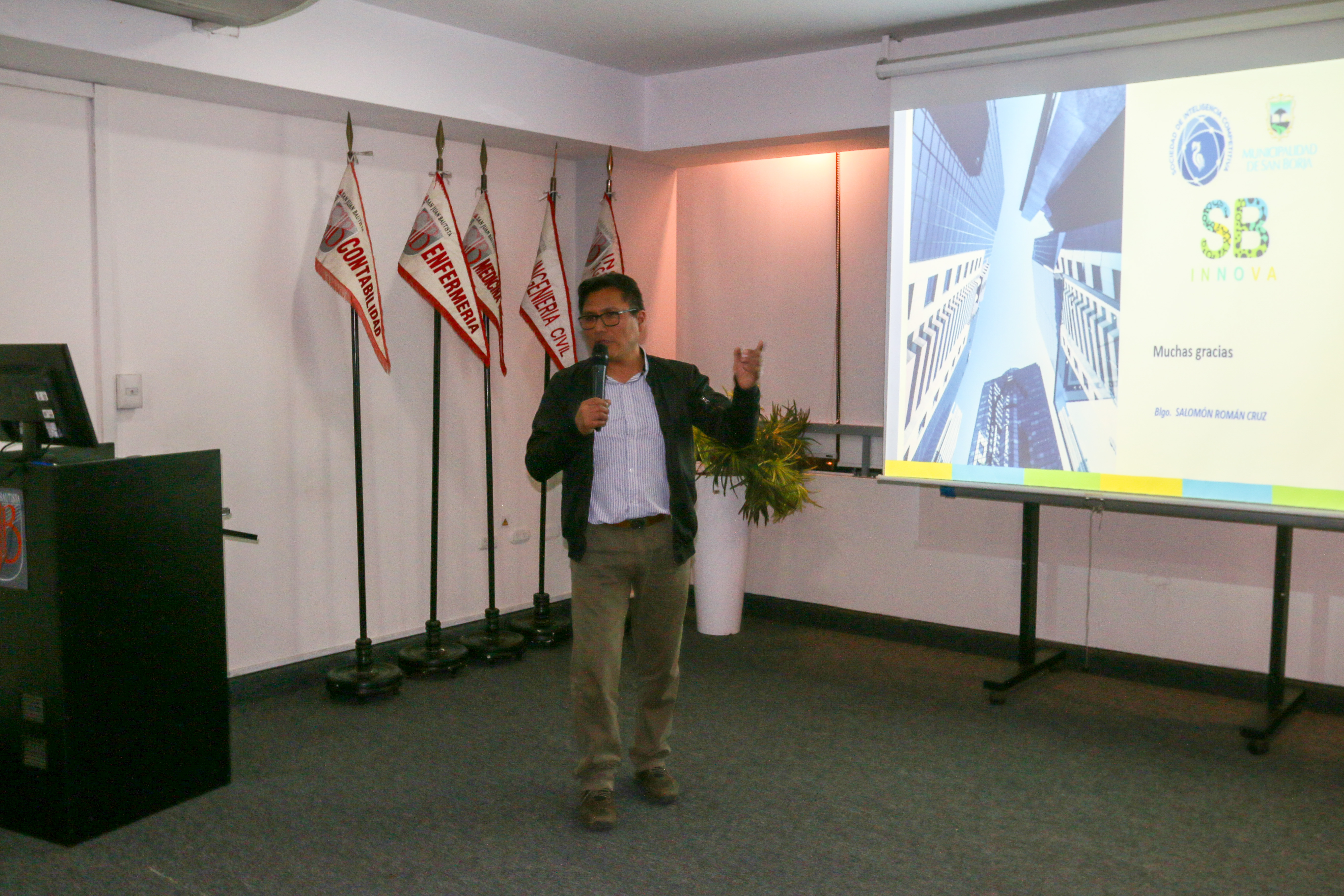 Charla para emprendedores y empresarios