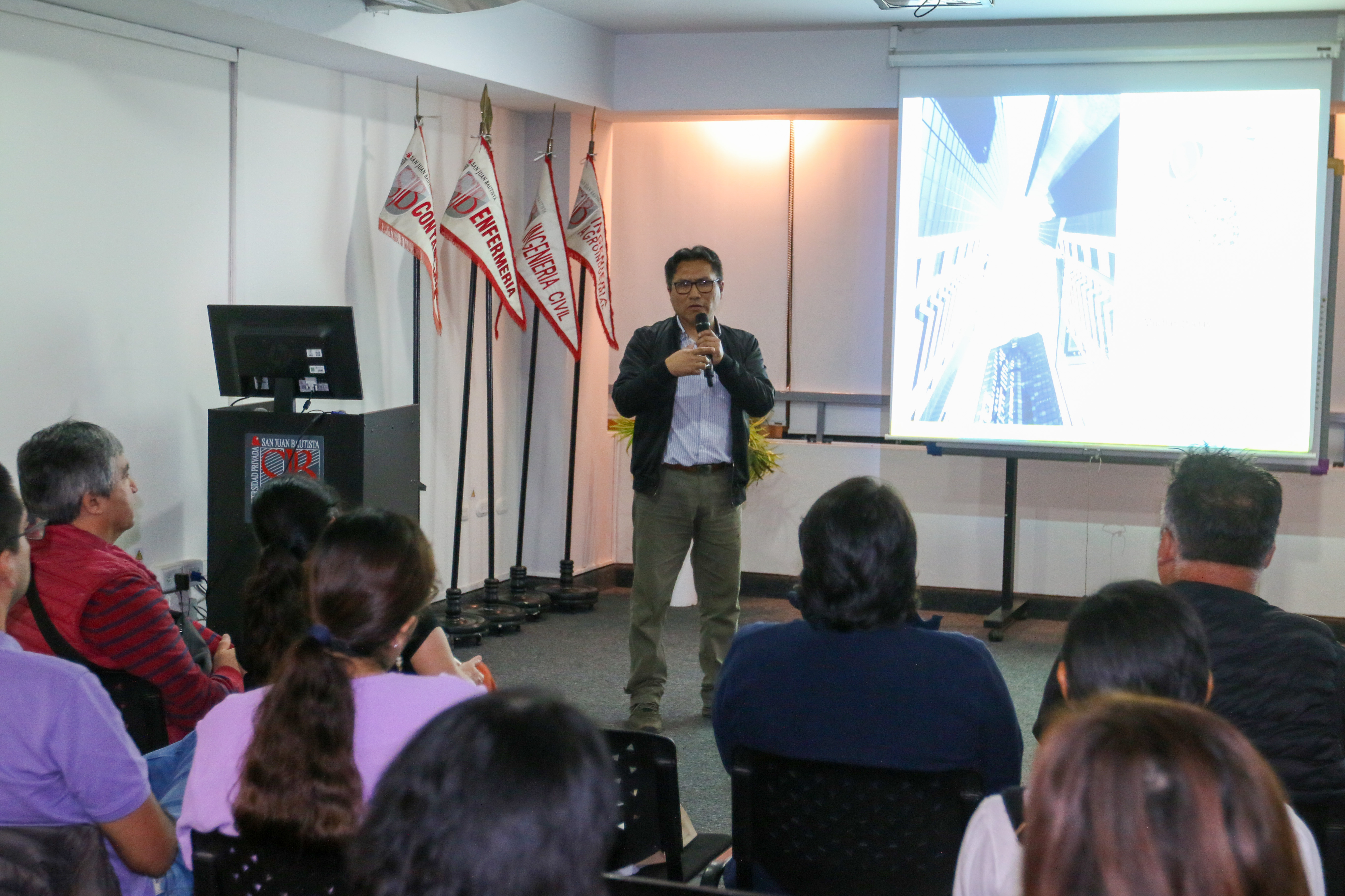 Charla para emprendedores y empresarios