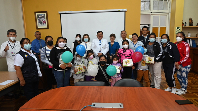 Minsa brinda atención especializada a niños contaminados en Huarmey