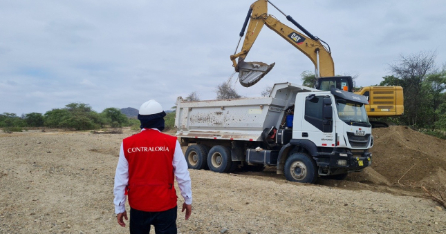 La Contraloría General de la República desplegó a equipos de auditores para la evaluación y seguimiento a los servicios de limpieza y descolmatación en los cauces de ríos y quebradas de la región Tumbes, a cargo de la Autoridad Nacional del Agua (ANA), en el marco del Estado de Emergencia por peligro inminente ante intensas lluvias (período 2023-2024) y posible Fenómeno El Niño, declarado por el Decreto Supremo Nº 072-2023-PCM.