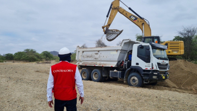 La Contraloría General de la República desplegó a equipos de auditores para la evaluación y seguimiento a los servicios de limpieza y descolmatación en los cauces de ríos y quebradas de la región Tumbes, a cargo de la Autoridad Nacional del Agua (ANA), en el marco del Estado de Emergencia por peligro inminente ante intensas lluvias (período 2023-2024) y posible Fenómeno El Niño, declarado por el Decreto Supremo Nº 072-2023-PCM.