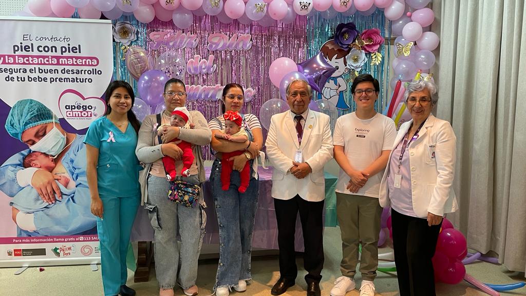 Autoridades comparte con niños prematuros
