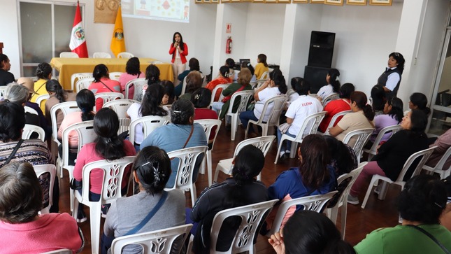 MPH brindó jornada de capacitación en "Alimentación Saludable y Prevención de la Anemia" a presidenta de comedores populares