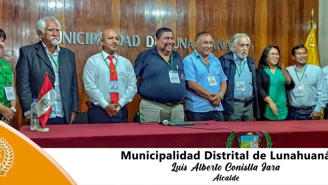 Con fecha miércoles 15 de noviembre del 2023, contando la con presencia del Alcalde del Distrito de Lunahuaná, Sr. Luis Alberto Conislla Jara, Alcalde de San Antonio Sr. Juan Edgar Malasquez Jara,  Alcalde del Distrito de Zuñiga Sr. Alejandro Fernando Elias Carlos y la Responsable de la Mancomunidad Lic. Luisa Menses. 
Donde se llevó con mucho énfasis las exposiciones a cargo de los especialistas nacionales e internacionales, por Perú Sr. Manuel Ruiz Huidogro , Sr. Luis Hirata y por Argentina Sr. Marcelo Rosso. Dando a conocer los beneficios que se puede obtener. 
En tal sentido, la Autoridad Local de la Capital Turística en alocución dio a conocer que debemos de cuidar nuestro planeta, sensibilizando a nuestras futuras generaciones. 

#EnGestionChavelonEsLaSolucion