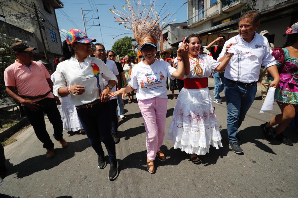 Iquitos: Ministra de Cultura inauguró el Festival Bicentenario que une a las 25 regiones