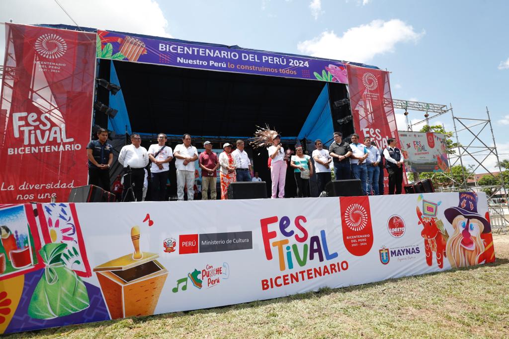 Iquitos: Ministra de Cultura inauguró el Festival Bicentenario que une a las 25 regiones