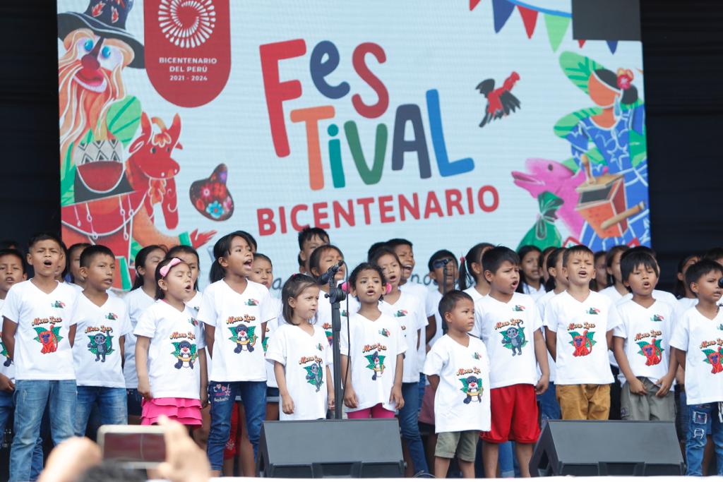 Iquitos: Ministra de Cultura inauguró el Festival Bicentenario que une a las 25 regiones