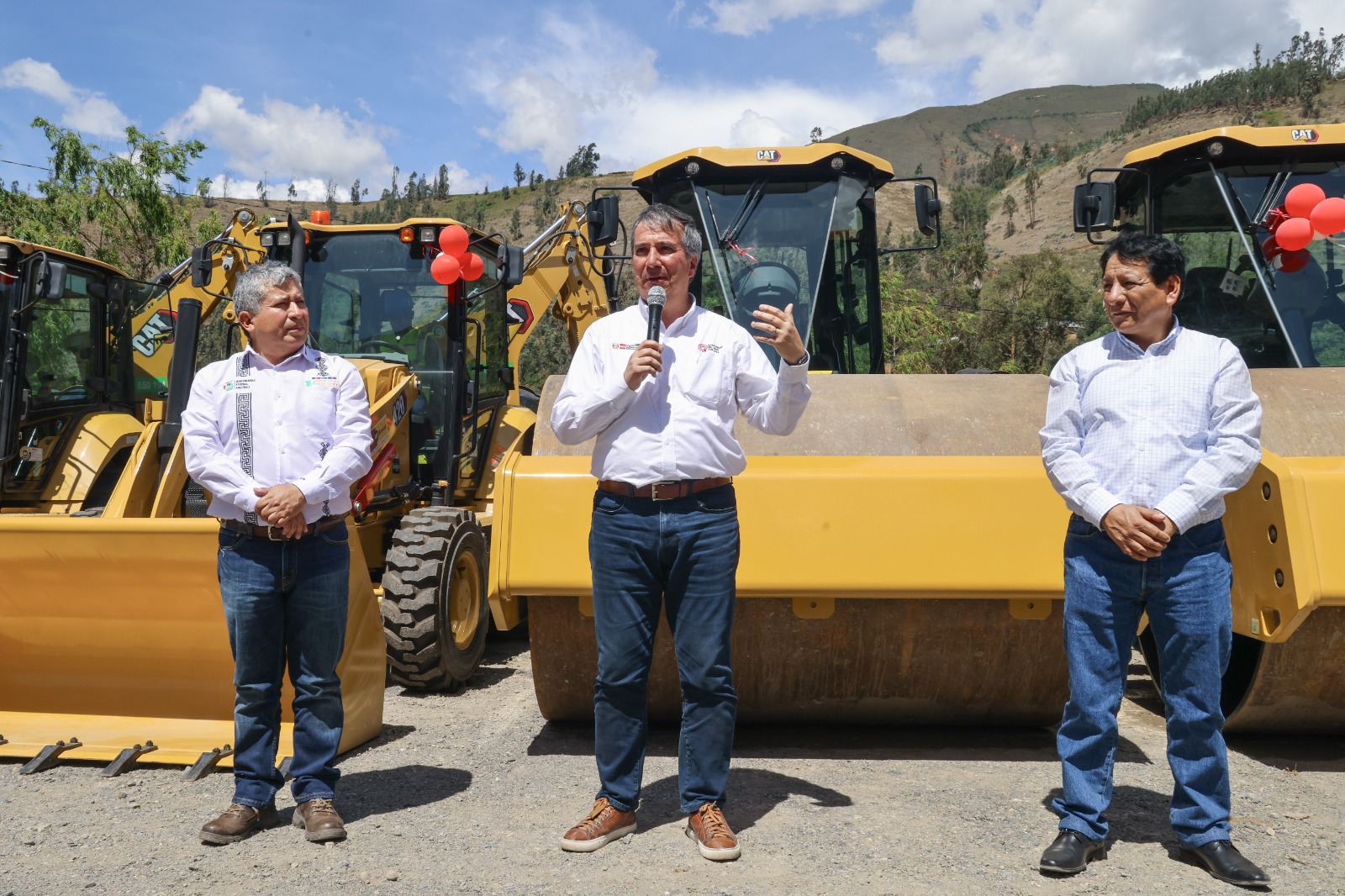 Ministro Raúl Pérez Reyes: “El proyecto de la Nueva Carretera Central tiene asegurado su financiamiento”