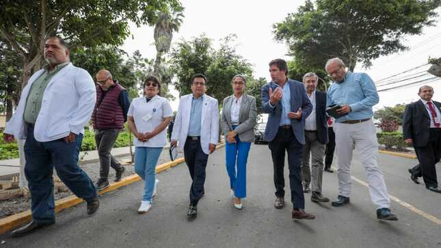 Minsa y Mincul inician coordinaciones para mejorar la infraestructura del Hospital Larco Herrera