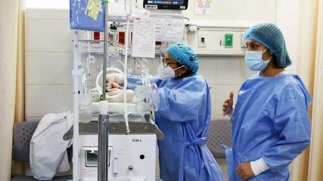 Día Mundial del Niño Prematuro: Hospital de Lima Este-Vitarte conmemoró fecha con menores salidos de UCIN