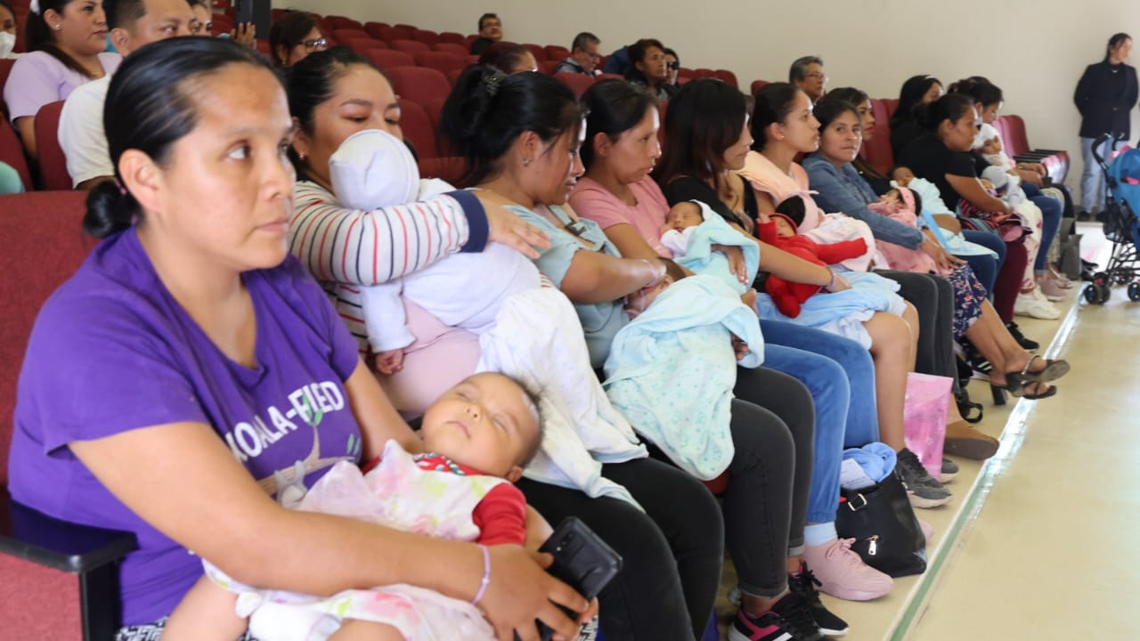 Día Mundial del Niño Prematuro: Hospital de Lima Este-Vitarte conmemoró fecha con menores salidos de UCIN