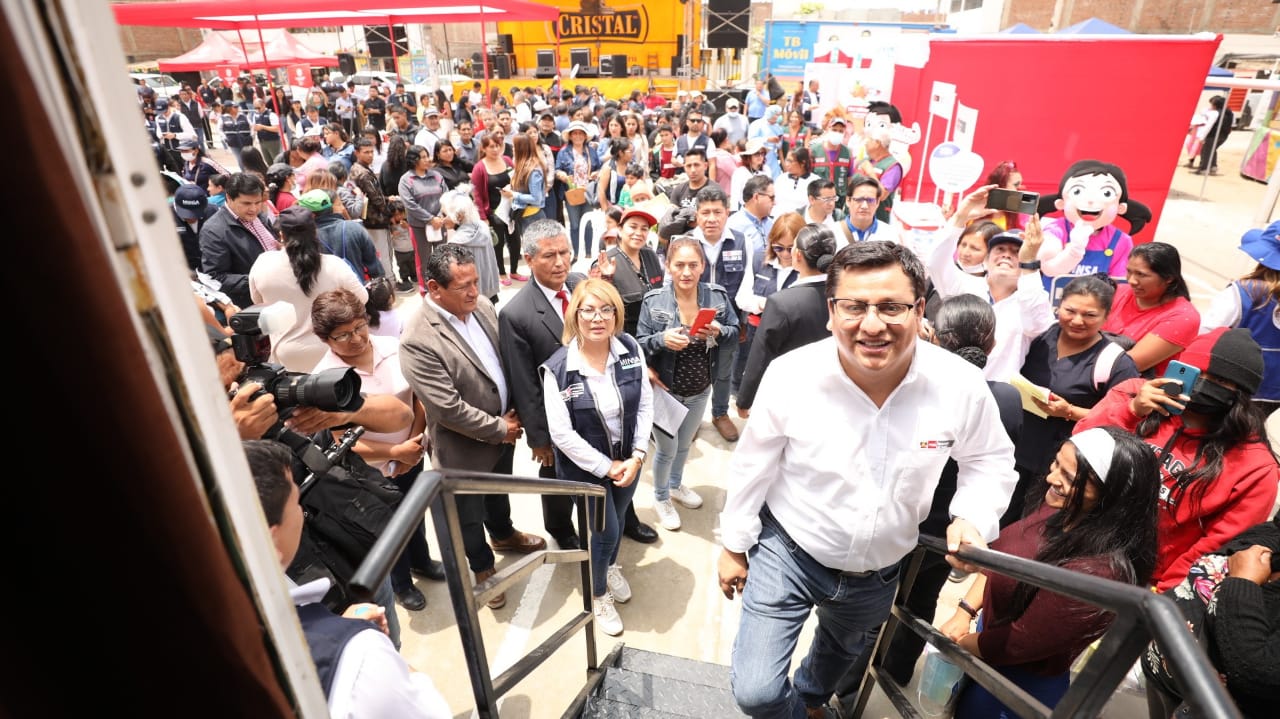 Lima sur: Minsa Móvil se pone en acción para fortalecer la prevención y promoción de la salud a través de campañas itinerantes